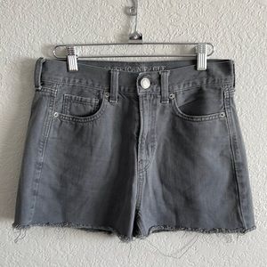 • women’s american eagle mom jean shorts •